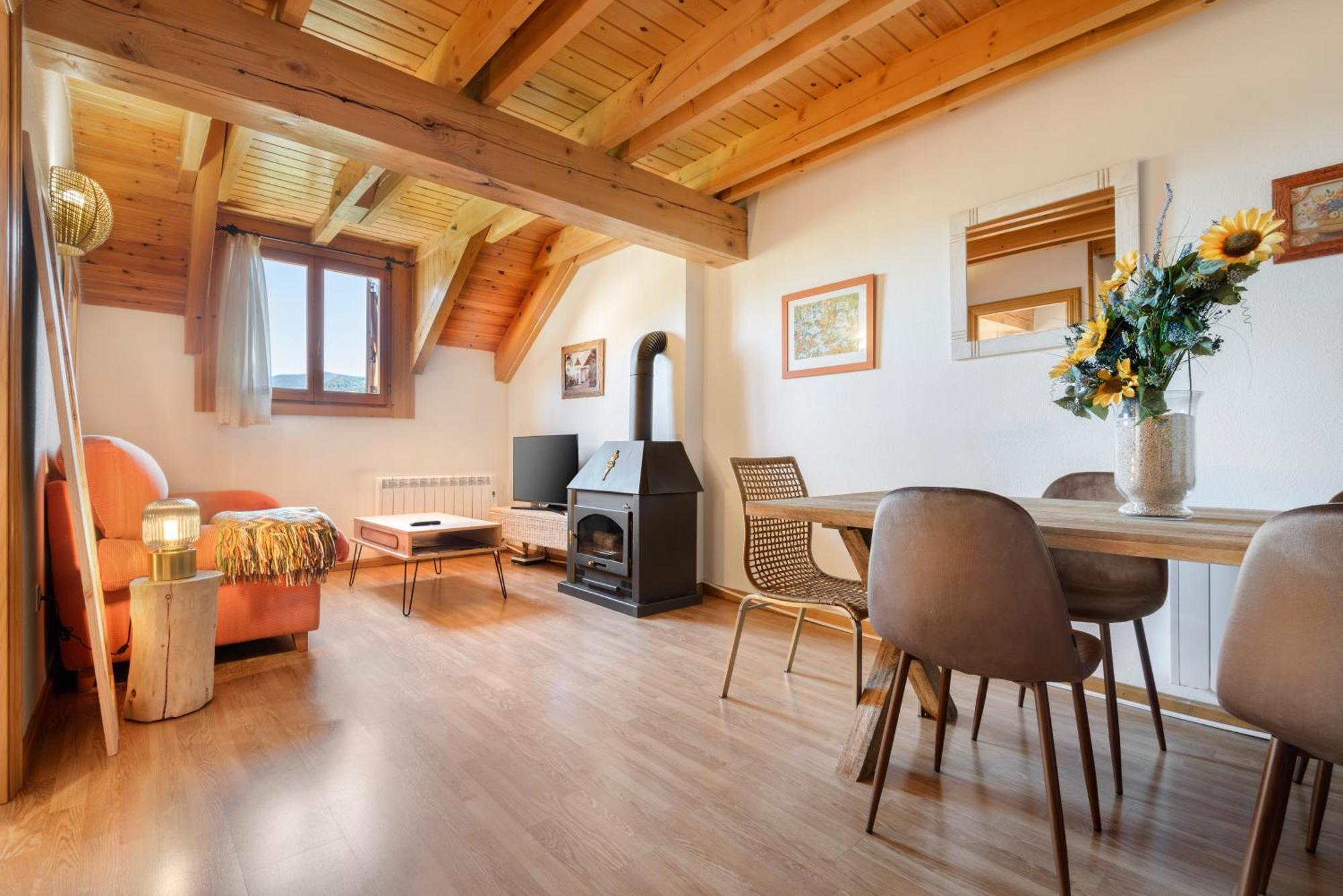 Apartamento Vive Biescas con garaje e internet Esterno foto